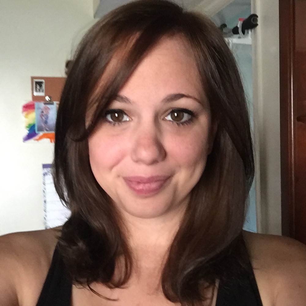 Meet your Posher, Lauren