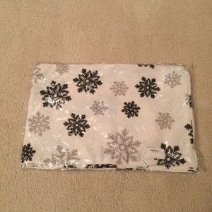 ❄️ Brand new infinity circle scarf snow flake ❄️