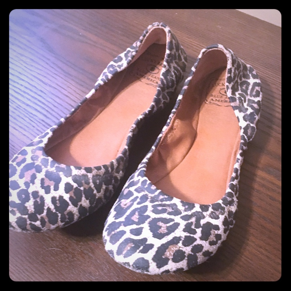 Lucky brand flats