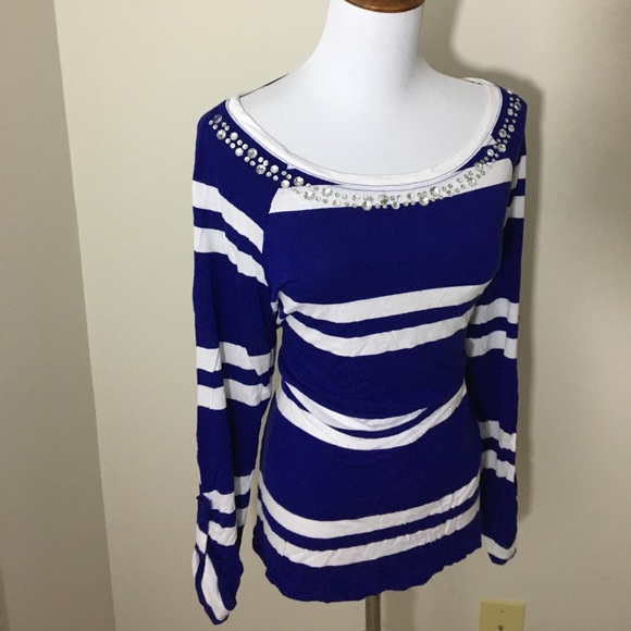 2x INC jeweled neck shirt - Picture 2 of 6