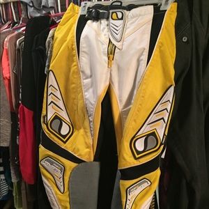 Moto riding pants