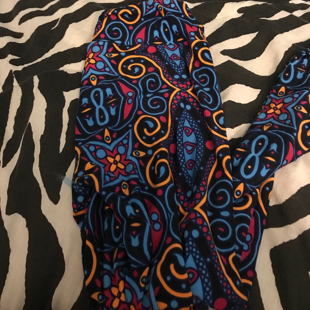 Never worn os lularoe leggings