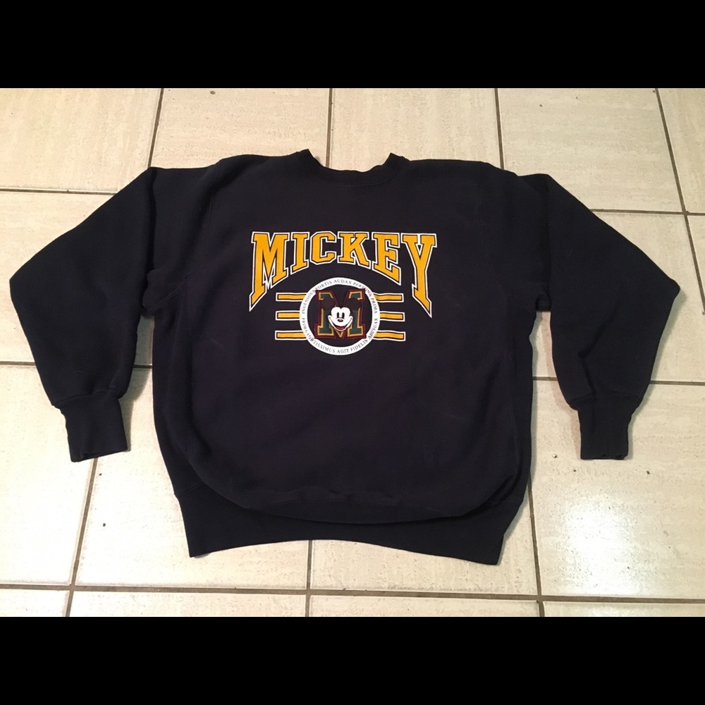 Vintage Disney Mickey Mouse embroidered crewneck L