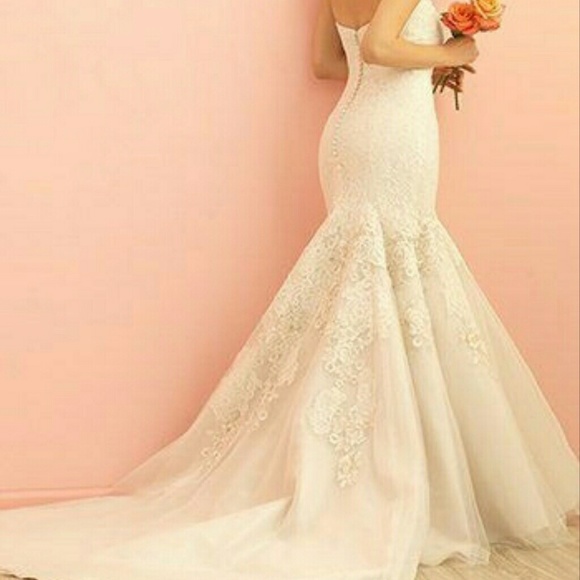 Allure Romance Wedding Gown - Picture 2 of 6