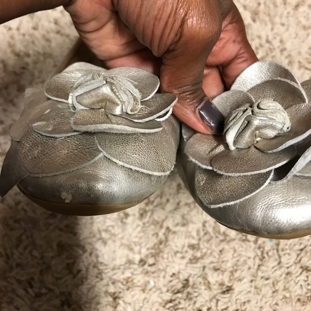 Shoes - Picture 5 of 6