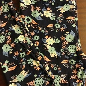 LulaRoe TC leggings