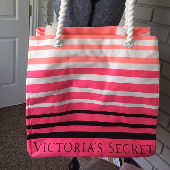 NWT Victoria’s Secret tote - Picture 3 of 5