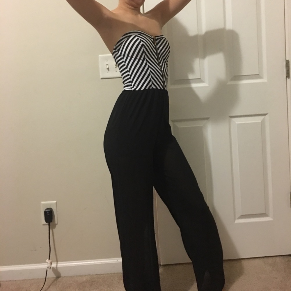 Jumpsuit - Picture 3 of 3