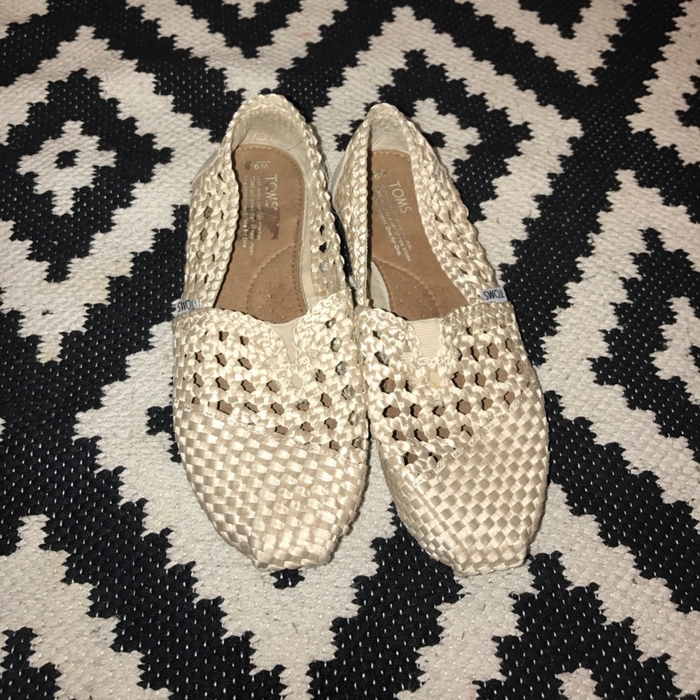 TOMS flats