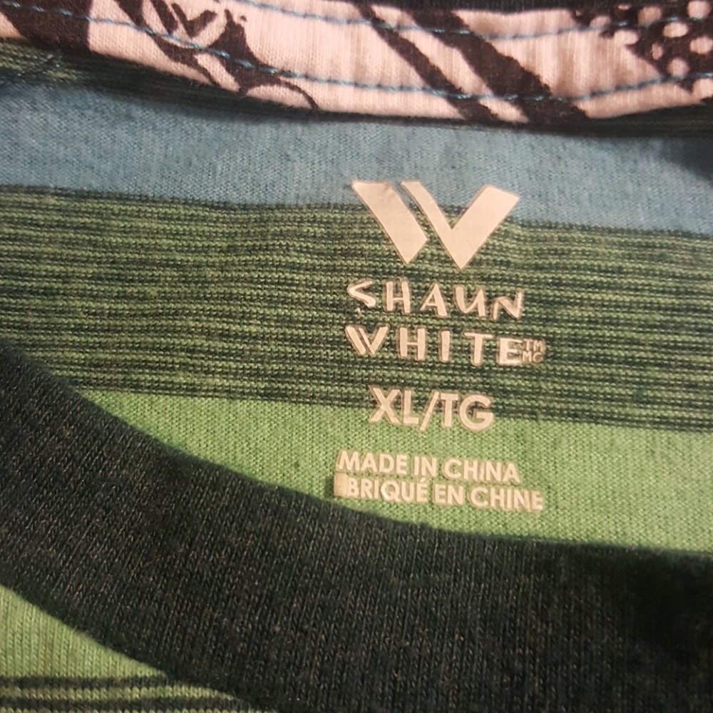 Striped t-shirt - Picture 2 of 3