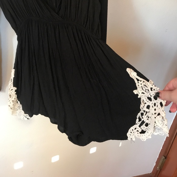 Romper - Picture 2 of 3