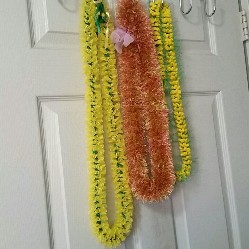 Hawaiian leis