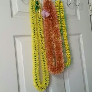 Hawaiian leis