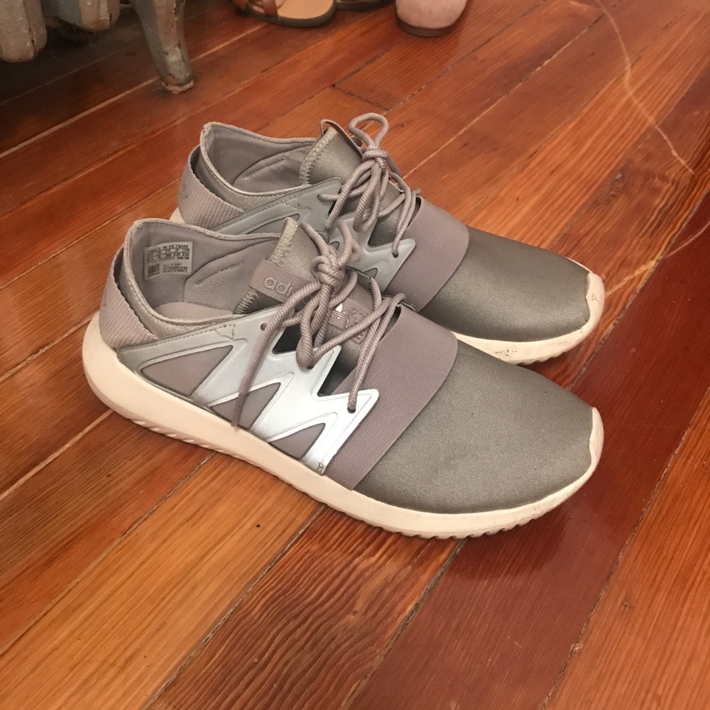 Adidas Tubular Viral