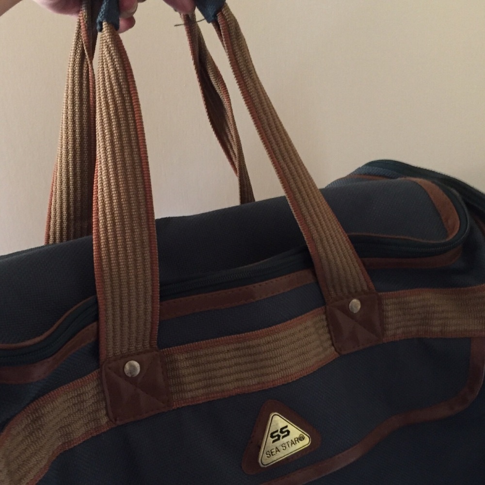 Bag. - Picture 4 of 8