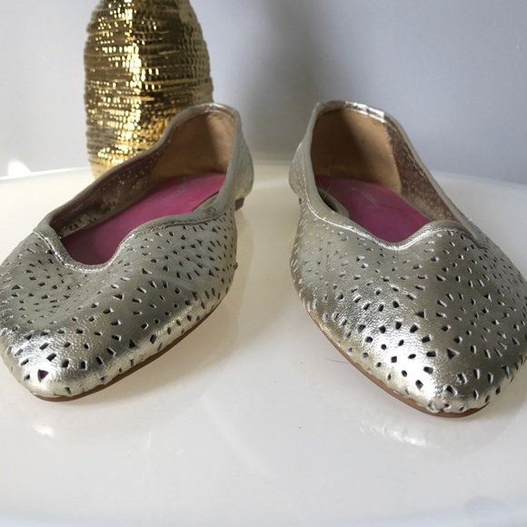 Jeffrey Campbell Gold Flats - Picture 2 of 8