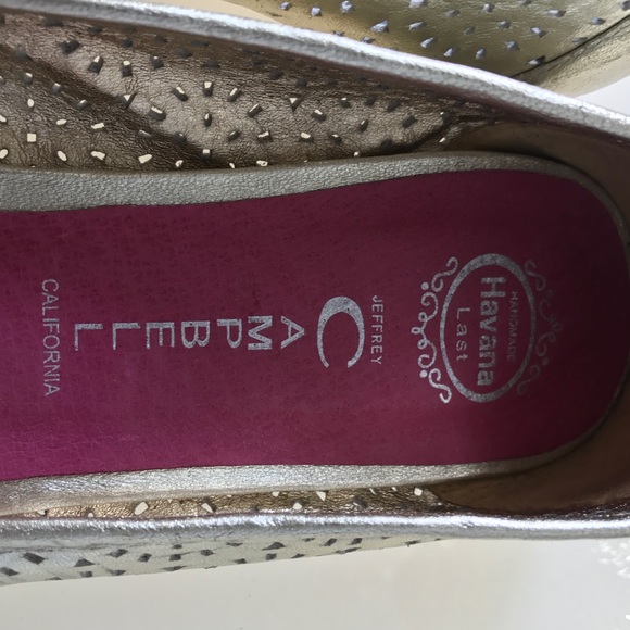 Jeffrey Campbell Gold Flats - Picture 7 of 8