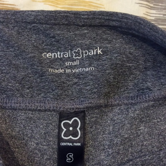 YOGA PANTS - Picture 3 of 3