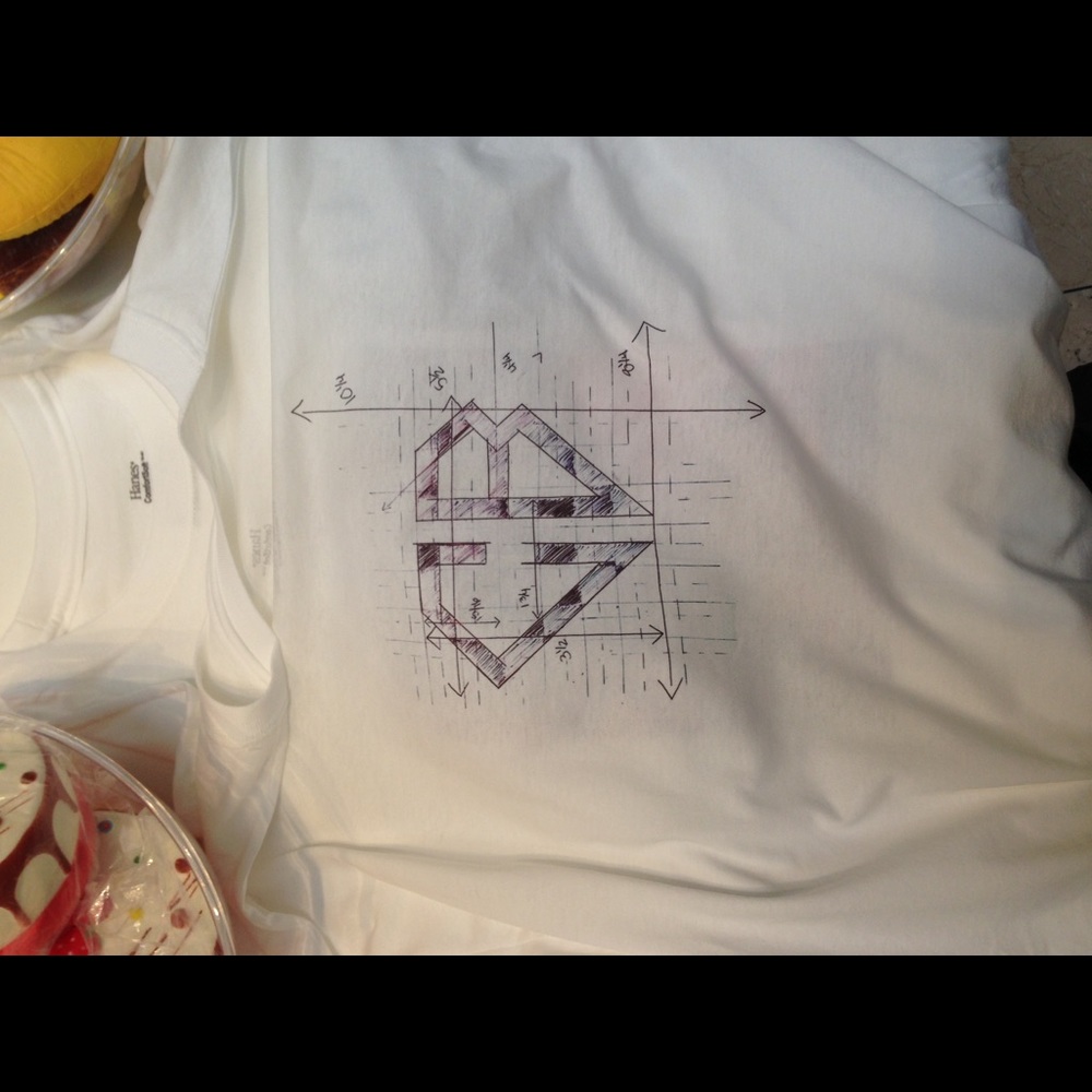 CB Designs t-shirt - Picture 2 of 2