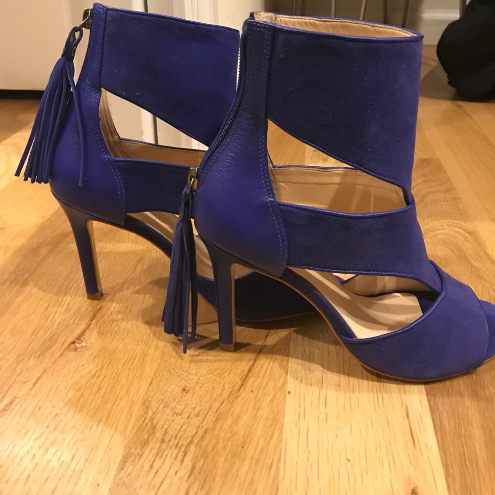 blue heels saks fifth brand