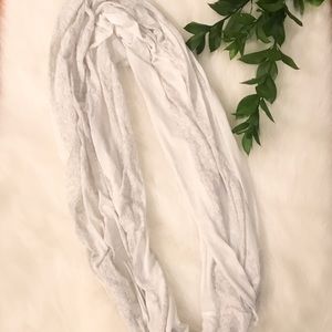 Gap White and Grey Striped Infinity Scarf
