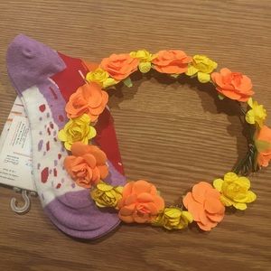 Flower diadem and socks combo