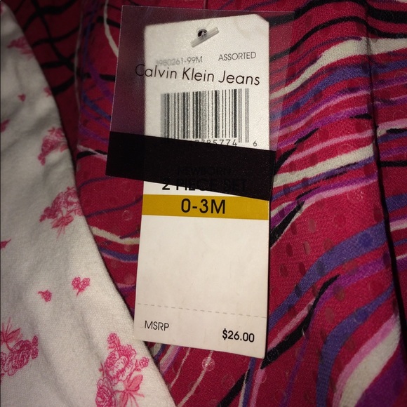 Calvin Klein sleeper - Picture 2 of 3