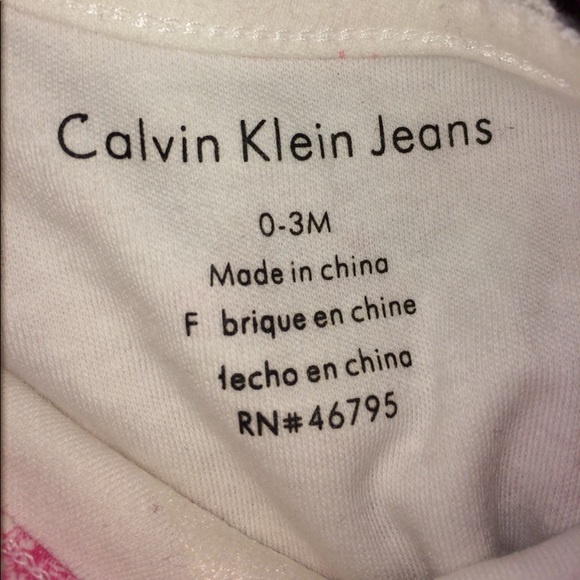 Calvin Klein sleeper - Picture 3 of 3