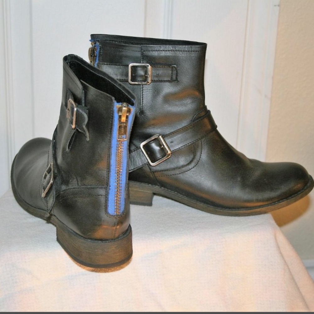 Steve Madden Moto Boot size 10