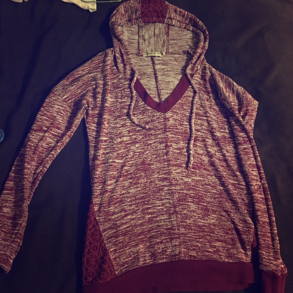 Cute maroon hooded sweater
