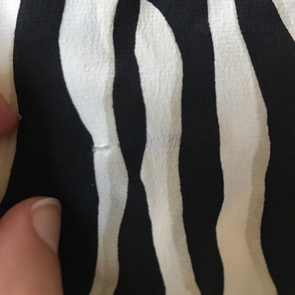 Express Silk Zebra Print Blouse - Picture 4 of 7