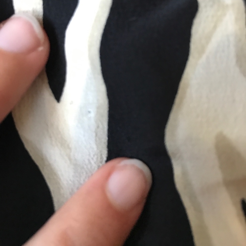 Express Silk Zebra Print Blouse - Picture 5 of 7