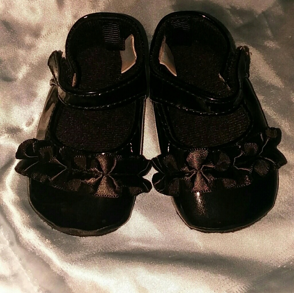 Black shoes