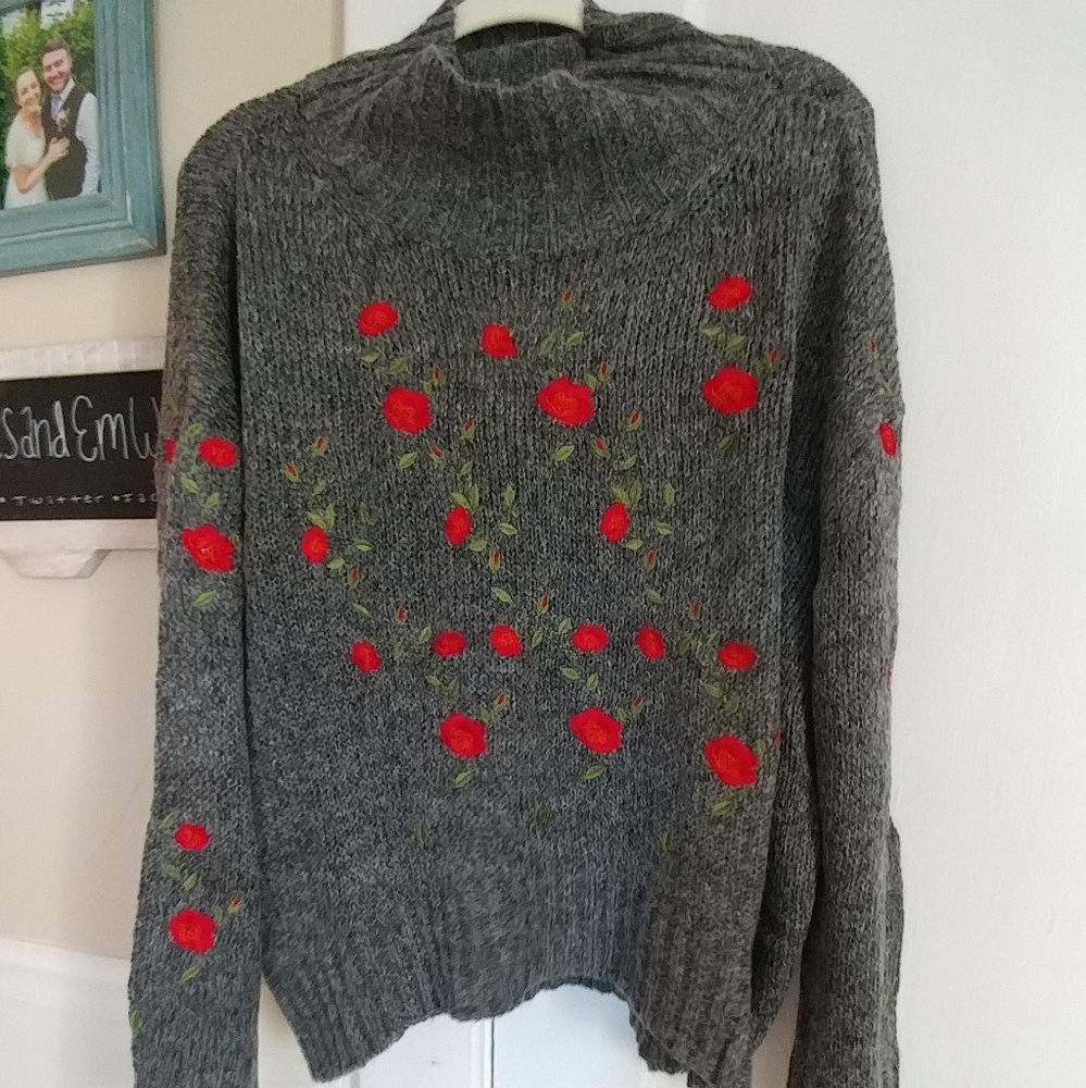 Umgee Embroidered Sweater