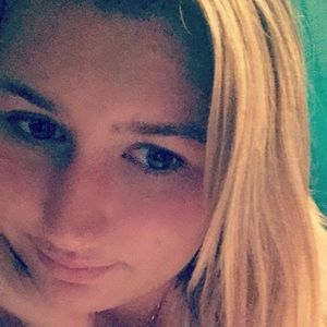 Meet your Posher, Hailey