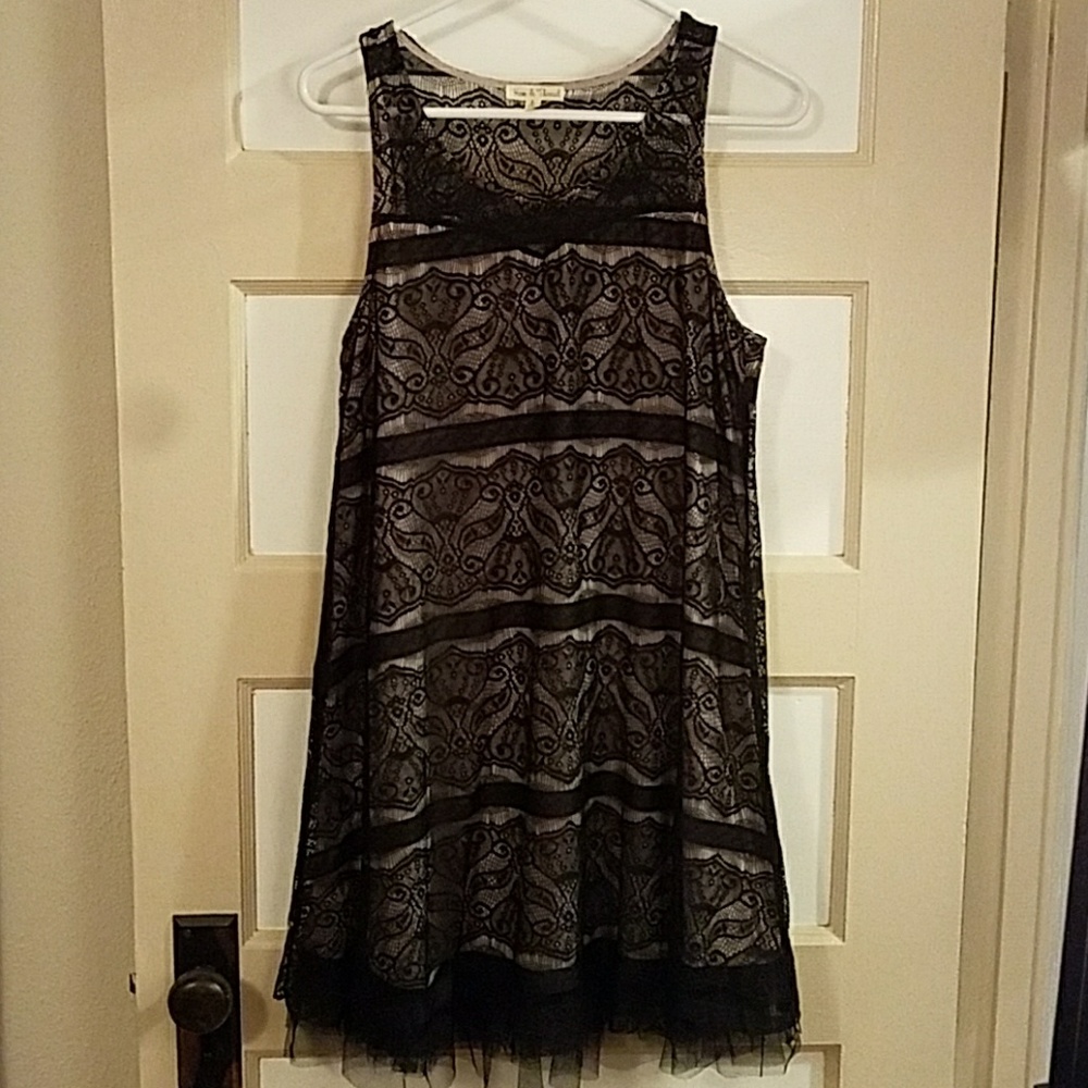 20s Flapper Style Black Lace Swing Dress