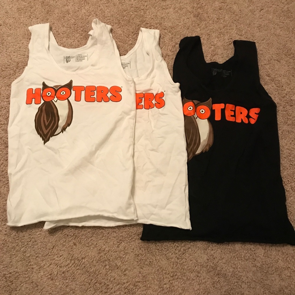 Hooters black tank top only