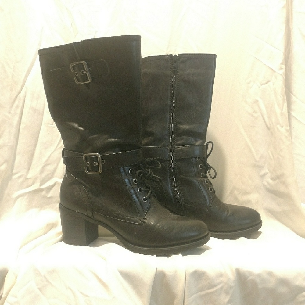 Black boots