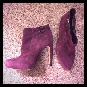Maroon booties