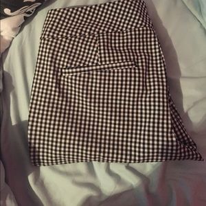 Ann Taylor Factory Black/White Gingham Ankle Pants