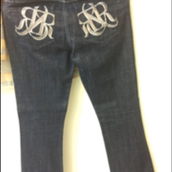 Jeans - Picture 3 of 4