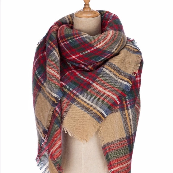 NEW Plaid Blanket Scarf - Picture 4 of 4