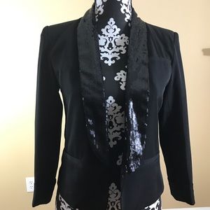 Forever 21 Black Blazer