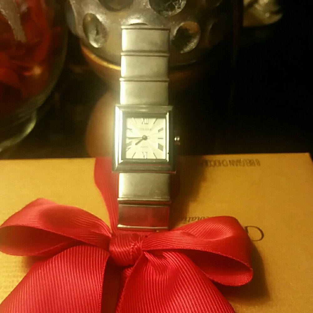 "Silver Terner Link Watch" - Picture 2 of 3