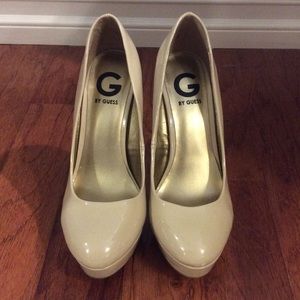 NUDE GUESS HEELS