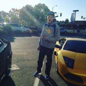 Meet your Posher, Mirza