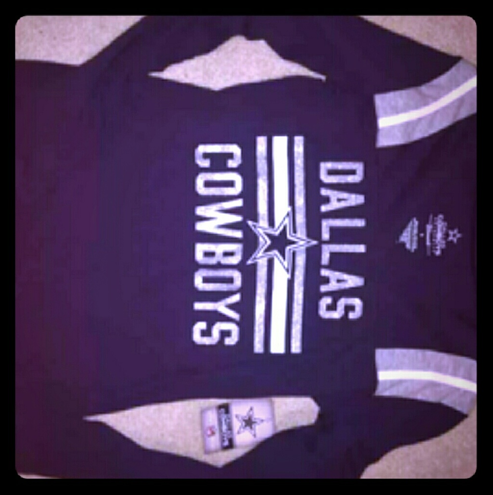 Brand new Dallas Cowboys long sleeve