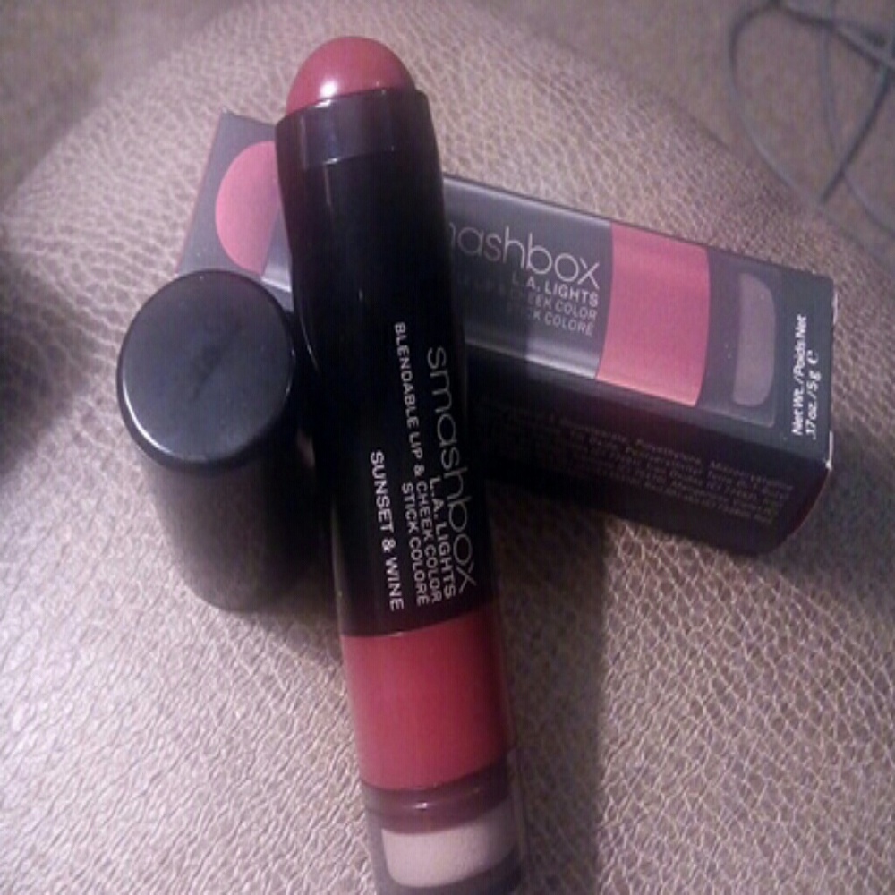 Smashbox blendable lip and cheek color