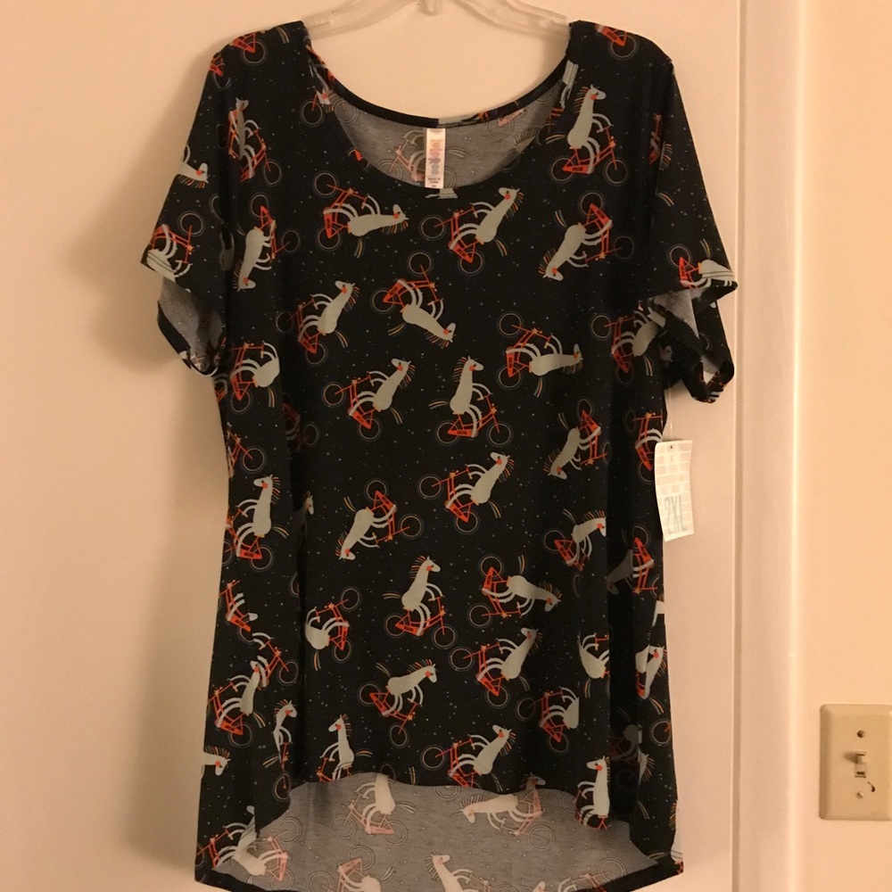 Lularoe Unicorn Classic Tee 🦄