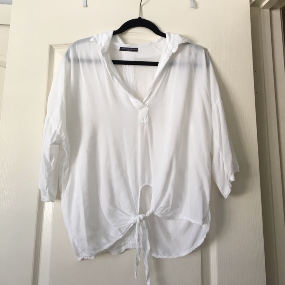 Brandy Melville float shirt for @leahpoopoo